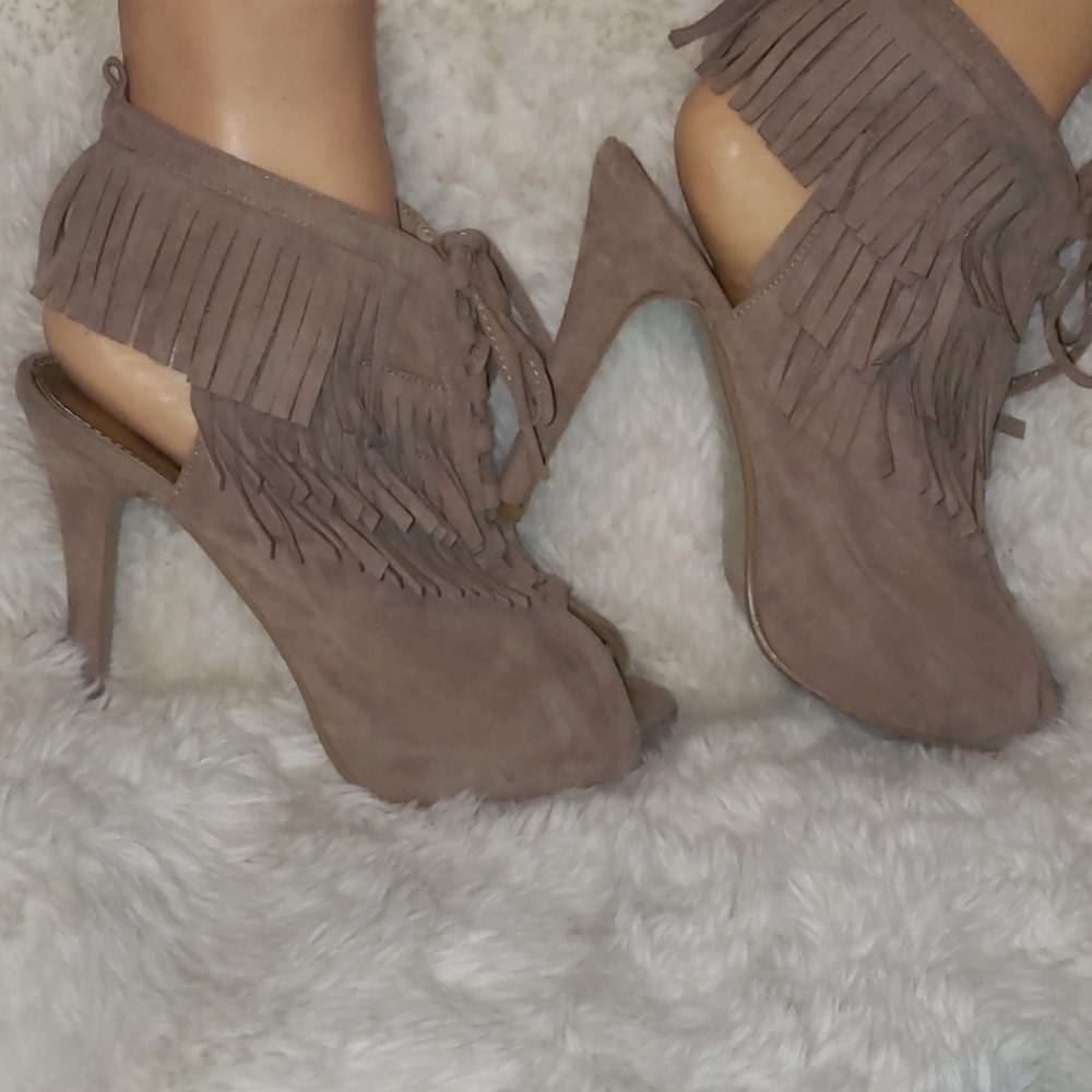 Dots Beige Fringed Lace Up Heels